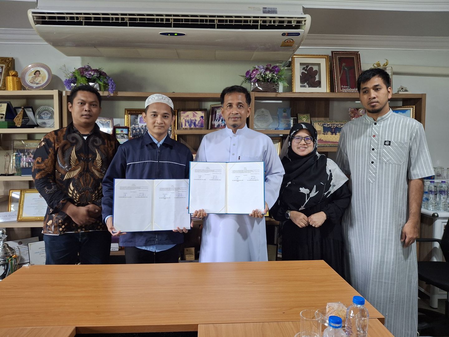 NURUL HAYAH 4 dan Pirayanawin Klonghin Wittaya School Thailand Resmikan Kerja Sama Internasional